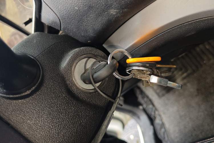 Used HYOSOW H3 2017 1.5L Manual Comfort Sunroof Version Vehicle Key