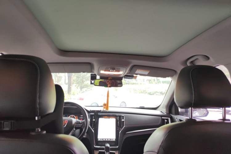 Used Roewe RX5 New Energy 2017 eRX5 50T Hybrid Connected Prestige Flagship Edition
