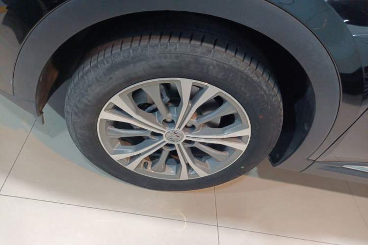 Used Buick Envision 2022 Encore Plus 652T Five-Seat Luxury Model