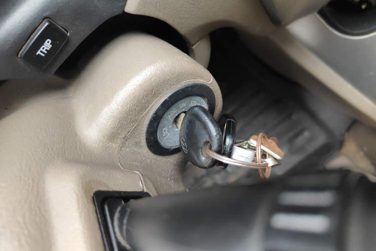 Used Hyundai Tucson 2009 2.0L Automatic Two-Wheel Drive with Sunroof