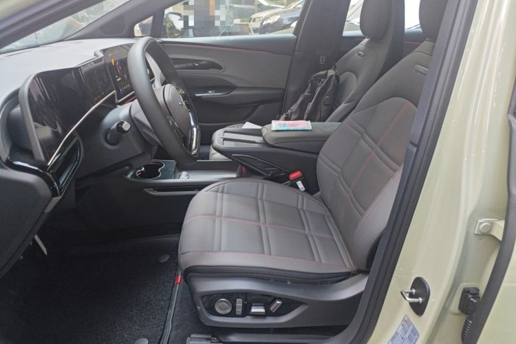 Used Hongqi EH7 2024 690 Pro Glory Edition
