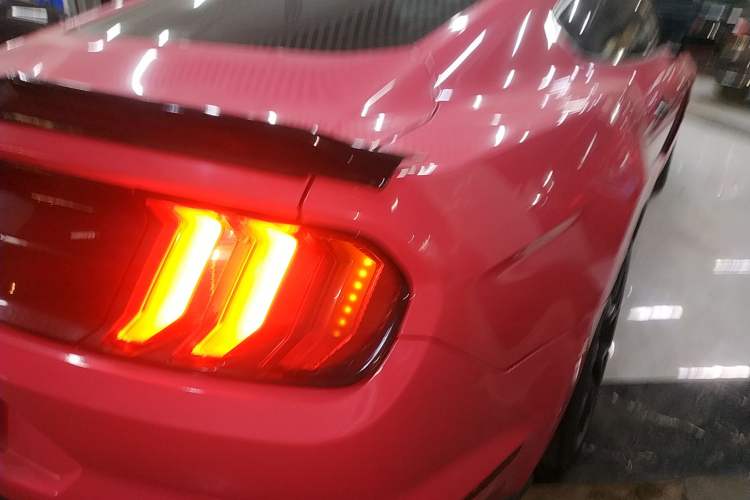 Used Ford Mustang 2018 2.3T Automatic Hardtop Standard Trim U.S. Specification
