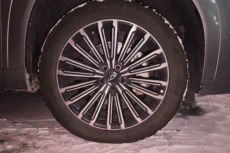 Used Chery Tiggo 9 C-DM 2025 1.5T 106KM Enjoy Edition 5 Seats Lithium-Ion Battery
