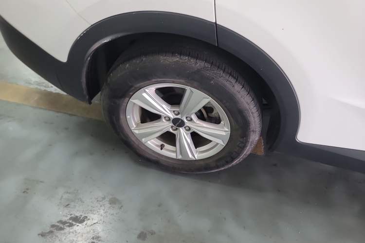 Used JETOUR X70M 2021 1.5T Manual Urban Partner Model 5 Seats Right Rear Wheel Hub