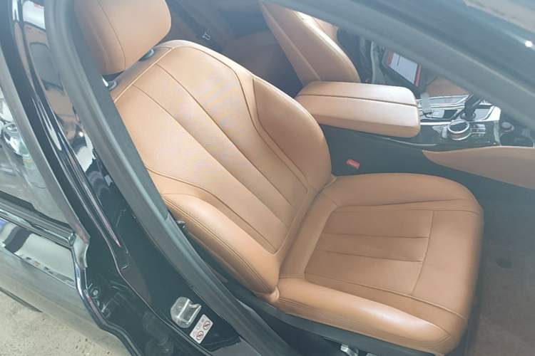 Used BMW 5 Series 2019 Restyled 530Li Luxury Edition M Sport Package
