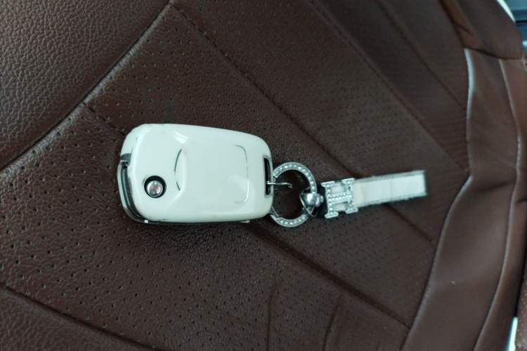 Used Wuling Hongguang MINIEV 2021 Macaron Premium Model – Lithium Iron Phosphate Interior 1