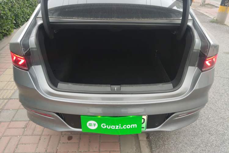 Used BYD Qin PLUS 2021 DM-i 55KM Flagship Model
