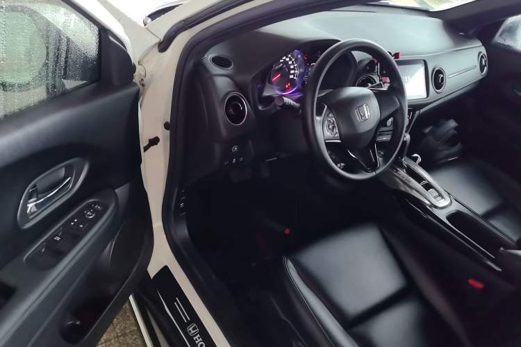 Used Honda XR-V 2021 1.5L CVT Classic Edition
