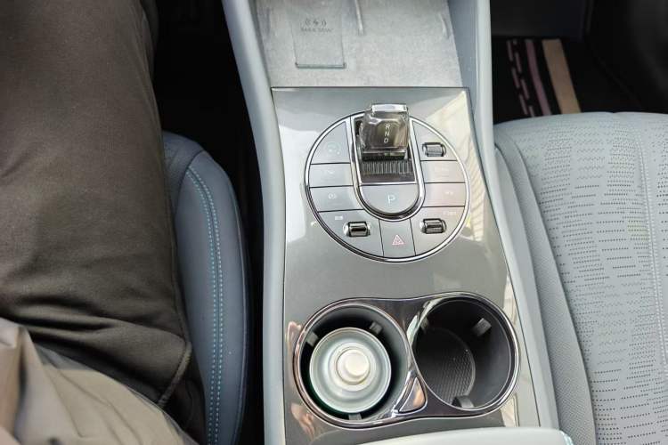 Used BYD Seal 06GT 2025 Intelligent Driving Version 605 Heatwave Edition Gear Lever