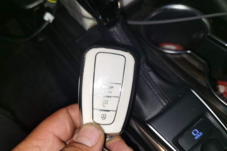 Used Toyota Camry 2019 Revised Version 2.0G Luxury Edition