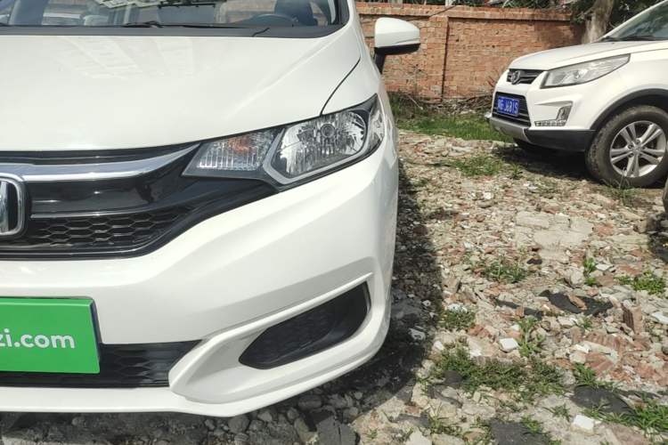 Used Honda Fit 2018 1.5L CVT Comfort Sunroof Version
