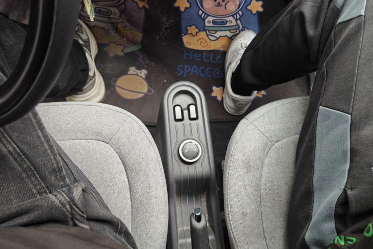 Used Wuling Hongguang MINIEV 2021 Macaron Premium Model – Lithium Iron Phosphate