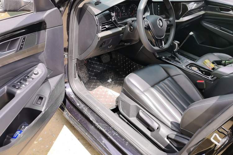 Used Volkswagen Passat 2020 280TSI Business Edition China VI Standard Driver Seat