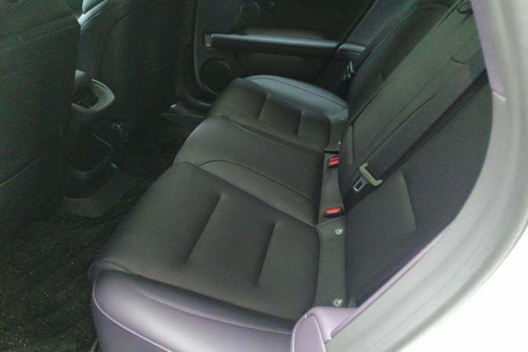 Used Avatr 06 2025 Max Extended-Range Edition Left Rear Seat