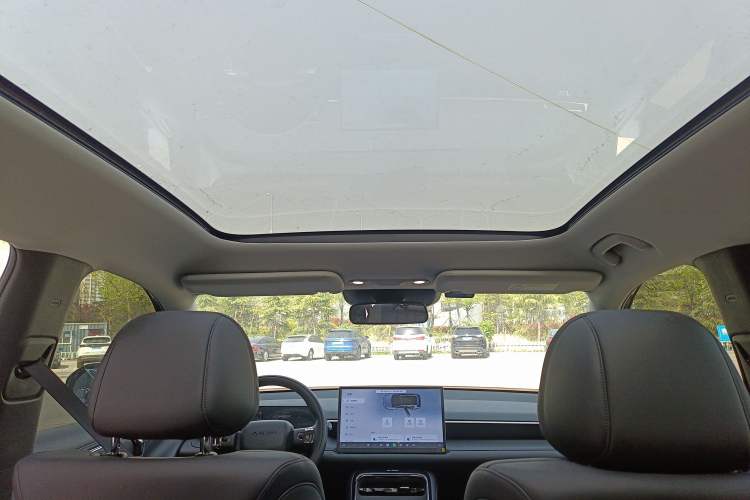 Used AION V 2024 Aion Tyrannosaurus 650 Smart Luxury Edition