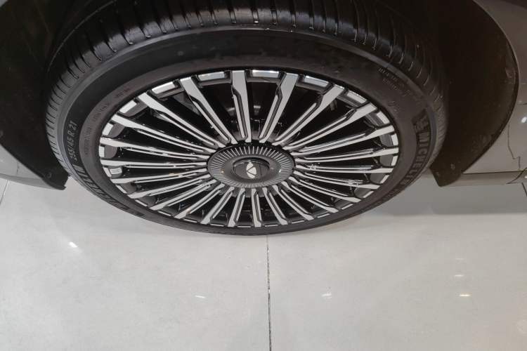 Used Chery T11 2026 Model 220 All-Wheel Drive Family Fun Edition
