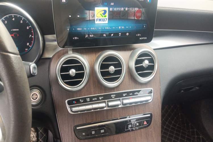 Used Mercedes-Benz GLC 2021 GLC 300 L 4MATIC Luxury Model Audio And AC Panel