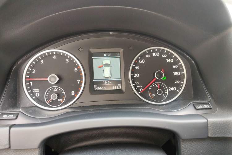 Used Volkswagen Tiguan 2013 1.8TSI Automatic Two-Wheel Drive Luxury Model Instrument Cluster