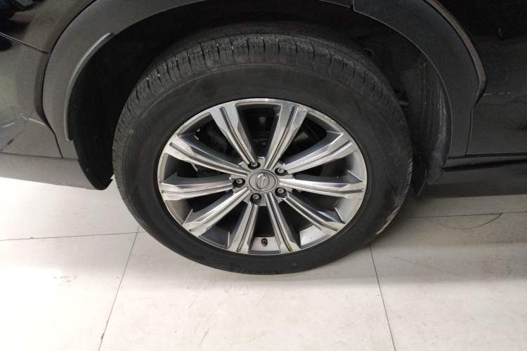 Used GAC Trumpchi GS8 2020 390T Two-Wheel Drive Luxury Smart Connectivity Version (7 Seats) Right Rear Wheel Hub