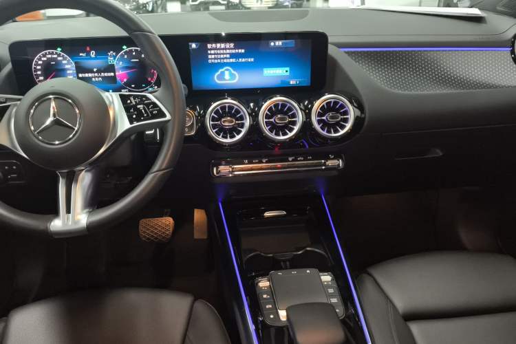 Used Mercedes-Benz GLA 2024 GLA 220
