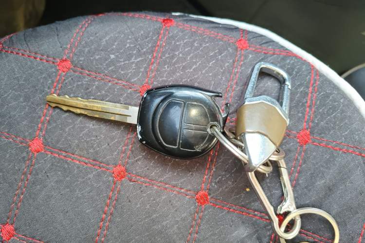 Used Jinbei Express 2020 2.0L Upgraded Version China VI Standard 6-Seater 1TZS