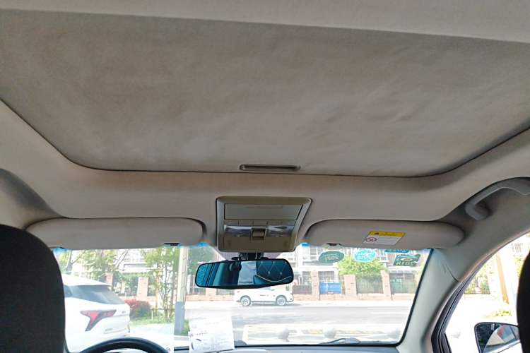 Used Chevrolet Captiva 2015 2.4L Two-Wheel Drive Urban Version 7 Seats