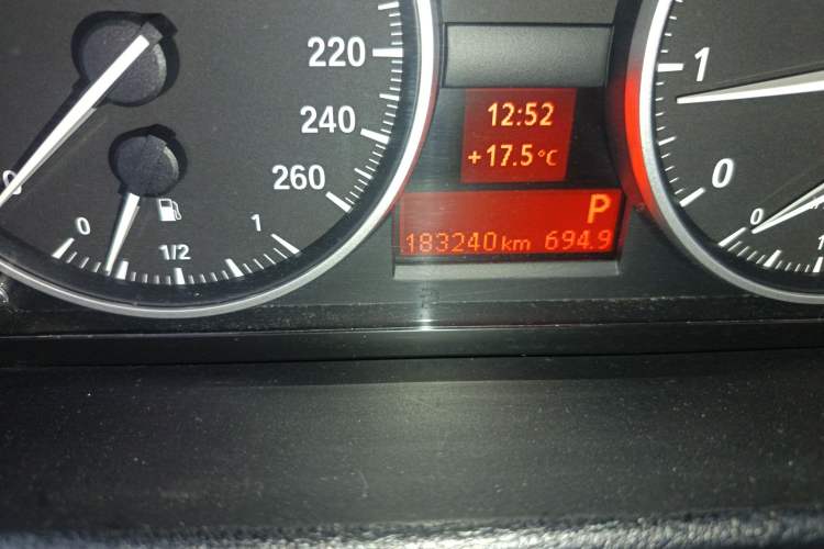 Used BMW X1 2012 sDrive18i Luxury Edition
