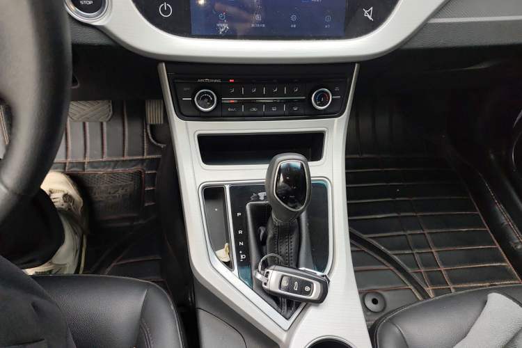 Used Geely Auto Vision 2018 1.5L Automatic Happiness Edition Gear Lever