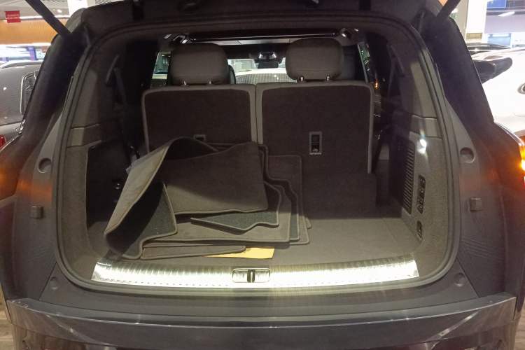 Used Denza N9 2025 Flagship Model