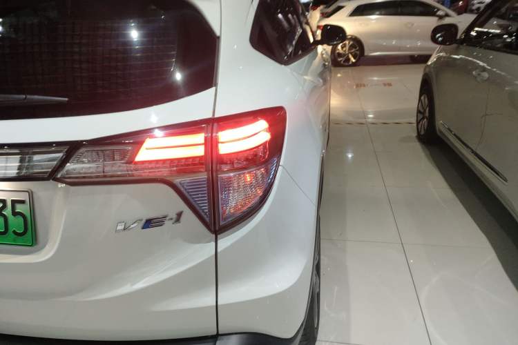 Used Everus VE-1 2021 Travel Edition
