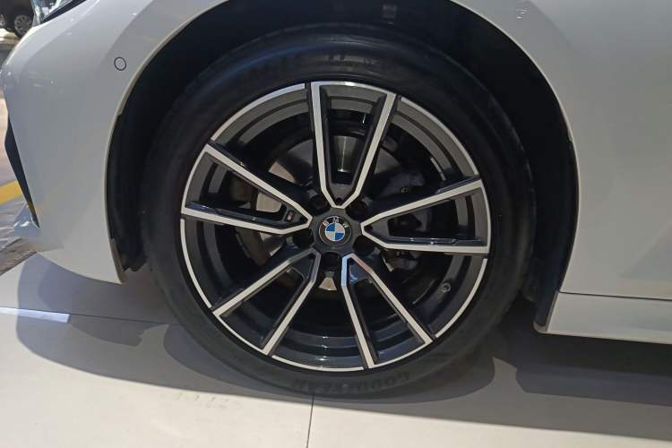 Used BMW 3 Series 2021 Facelifted 320Li M Sport Package
