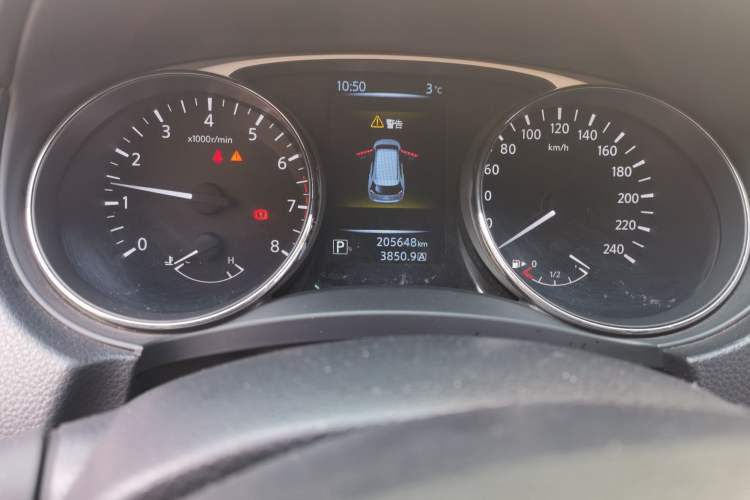 Used Nissan X-Trail 2014 2.0L CVT Smart Edition 2WD
