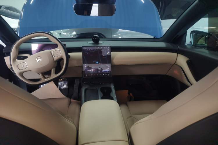 Used Nio ET5T 2023 75 kWh Touring