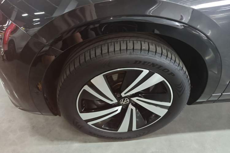 Used Volkswagen Tavendor 2024 380TSI All-Wheel Drive R-Line Cruise Edition
