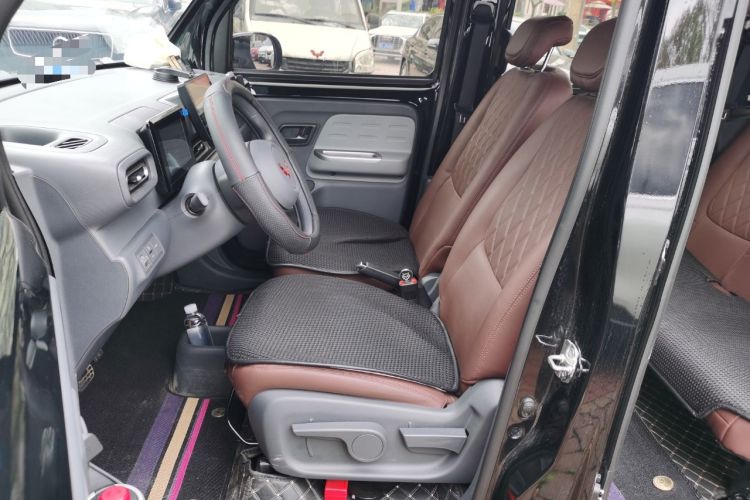 Used Wuling Zhiguang New Energy 2025 Model 305km Ambitious Edition