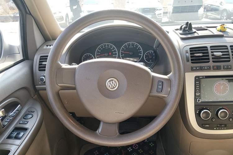 Used Buick GL8 2013 2.4L Classic Edition
