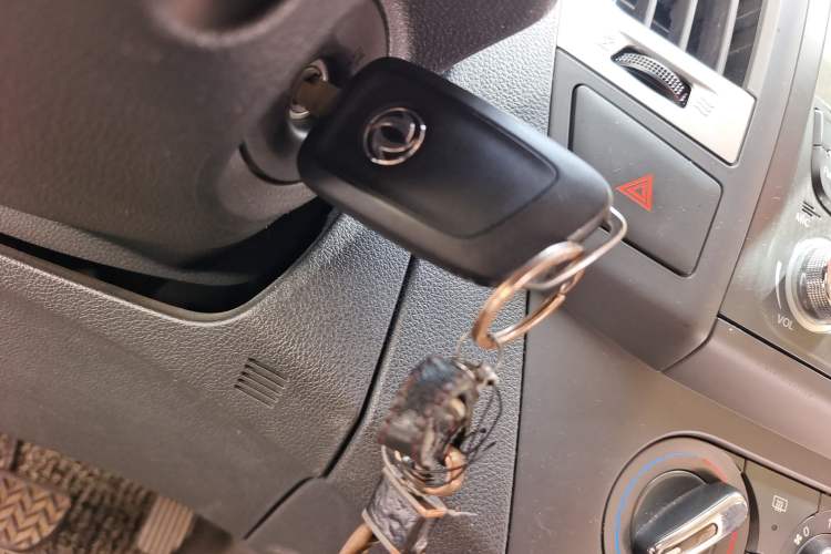 Used Dongfeng Aeolus AX3 2016 1.5L Automatic Zunku Model