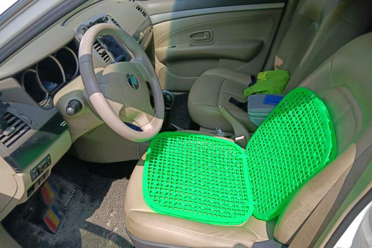 Used Dongfeng Junfeng E11K 2019 Standard Model
