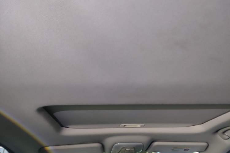 Used GAC Trumpchi GS4 2017 235T Automatic Two-Wheel Drive Luxury Smart Connectivity Version Headliner