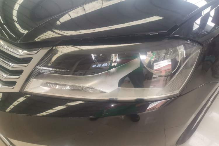 Used Volkswagen Magotan 2015 1.8TSI Advanced Model Left Front Headlight