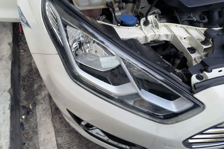 Used Ford Escort 2015 1.5L Manual Comfort Model