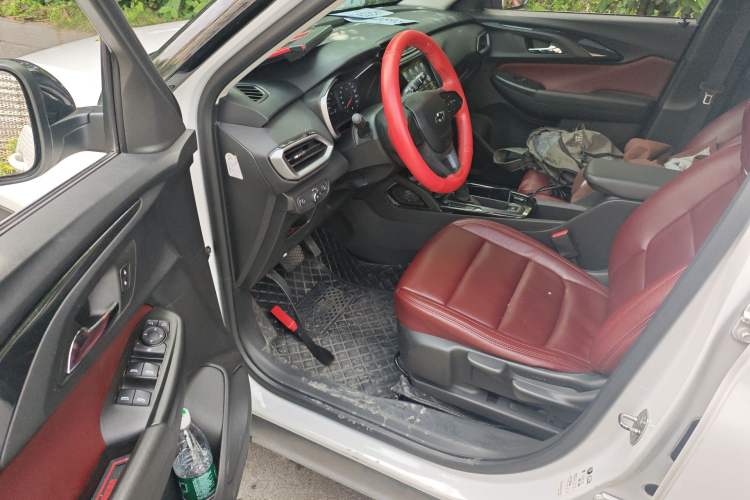 Used Chevrolet Trailblazer 2019 435T Redline CVT Two-Wheel-Drive Sharp Edition China VI Standard Driver Seat