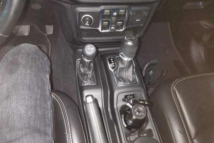 Used Jeep Wrangler 2021 2.0T 80th Anniversary Edition Gear Lever