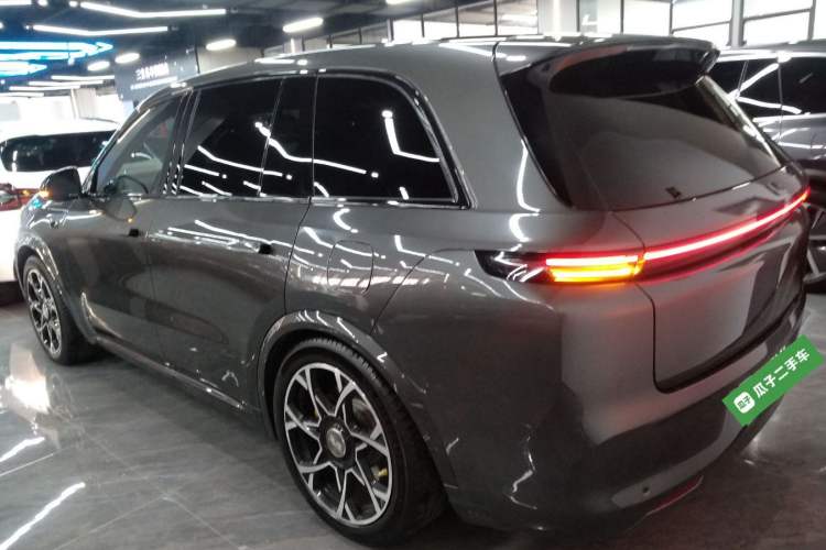 Used Li Auto L8 2023 Pro Model
