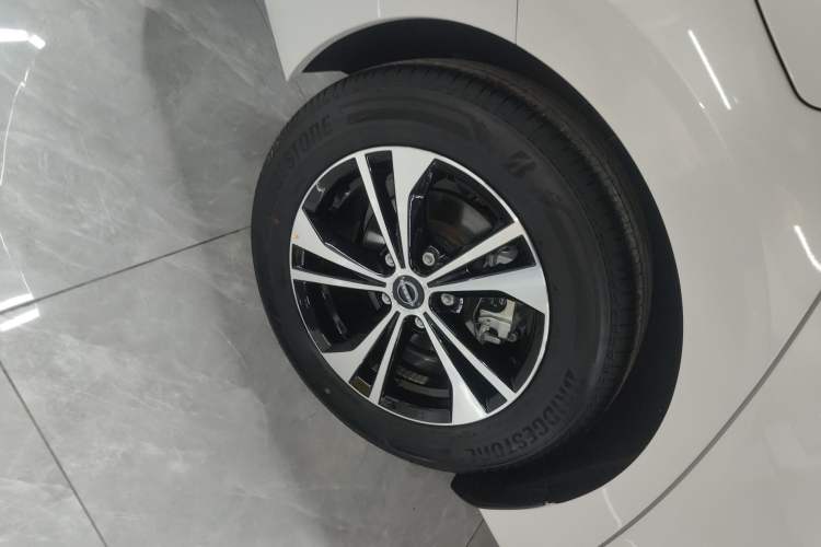 Used Nissan Sylphy 2023 Revised 1.6L CVT Enjoyment Edition
