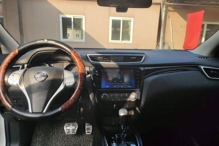 Used Nissan Qashqai 2017 2.0L CVT Smart Enjoyment Version China V Standard
