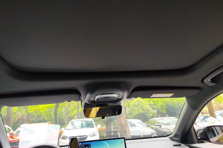 Used Geely Auto Preface 2025 Dongfang Yao 1.5TD Kunlun Edition
