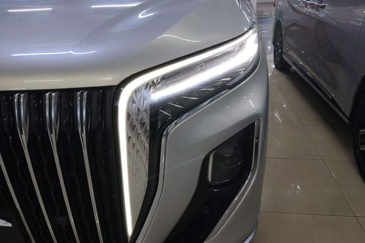 Used Hongqi HQ9 2023 2.0T Smart Connect Flagship Edition
