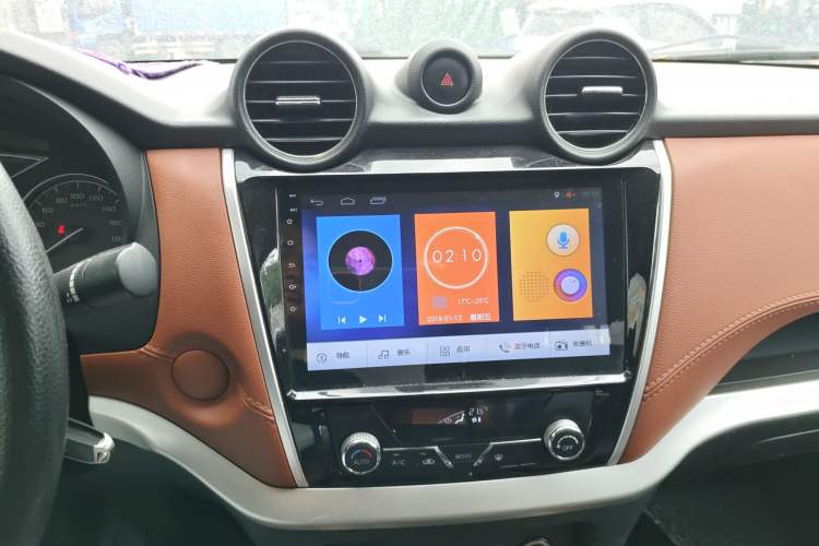 Used Dongfeng Ruichi 6 2019 2.4L Manual Two-Wheel Drive Gasoline Luxury Version 2TZD Audio And AC Panel