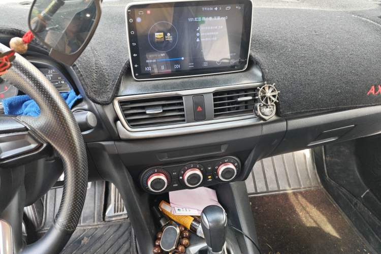 Used Mazda 3 Axela 2017 Sedan 1.5L Automatic Comfort Model China VI Standard Audio And AC Panel